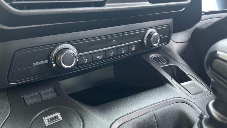 Citroen Berlingo 1.5 BlueHDi 100 Plus M 5dr [WAV] Diesel Estate